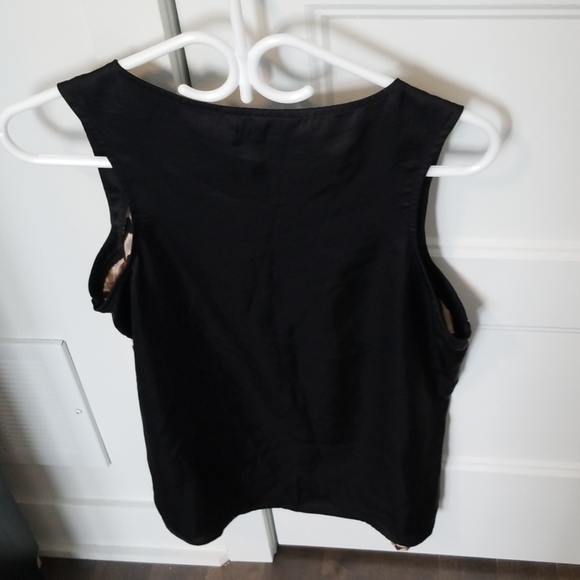 Blouse - Picture 2 of 3